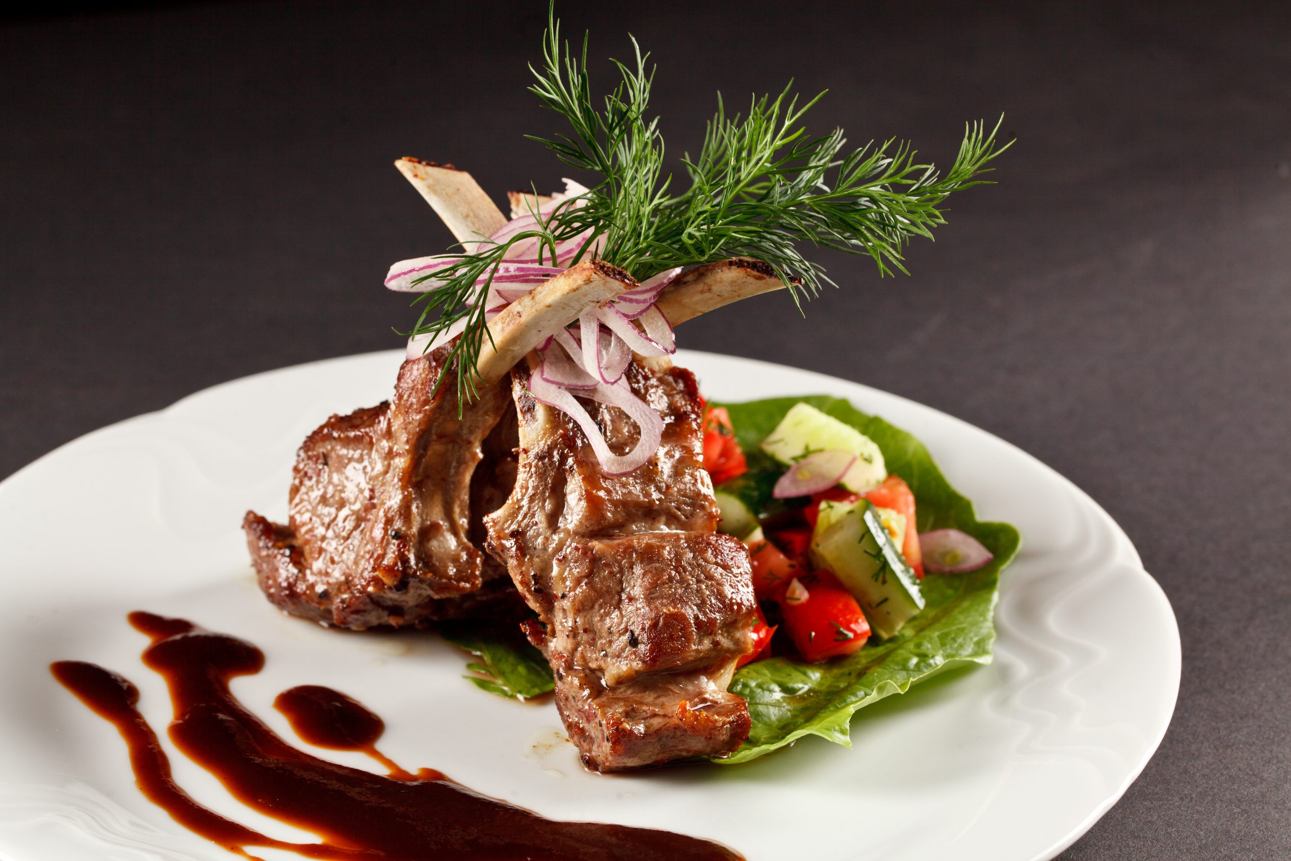 rack of lamb with vegetables and sauce